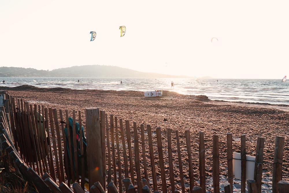 Bergerie Plage Renove Clim Balneo Plage Piscine Jardin Mediterraneen อิแยร์ ภายนอก รูปภาพ